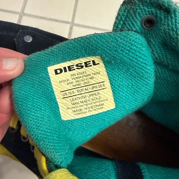 Diesel IDOL Black High-Top Sneakers with Teal Lining and Yellow Laces - Picture 5 of 7